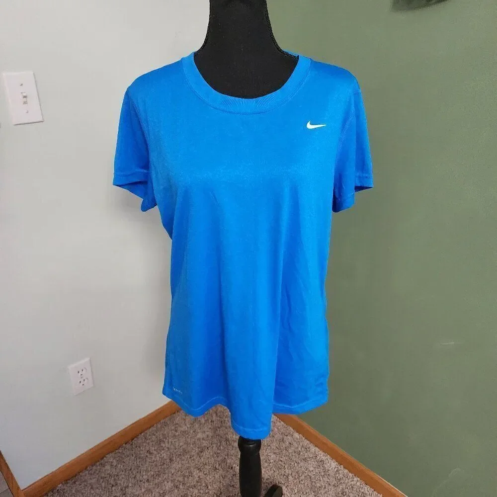 Nike Dri-Fit Blue Shirt 👕 Size L